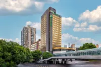 Holiday Inn Express Guiyang Downtown Hotel in zona Guizhou Institute of Technology
