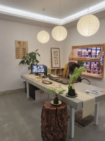 卓資山下輕居民宿