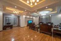 納西院子丨Nakhi·閒庭觀雲·設計觀景度假美宿（麗江高鐵站店） - 2 星級