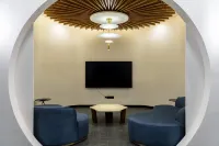 HOTEL TANH