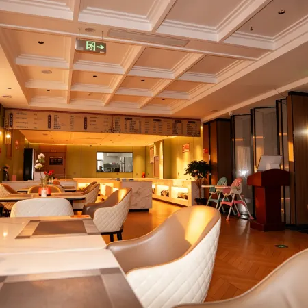 Lanyun Yixian Holiday Spa Hotel (Jinzhou Yixian Station Branch)