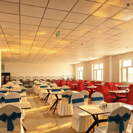 Wanrun Hotel (Korla Licheng Airport Branch)