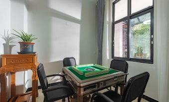 Tengchong Jiuqi Hot Spring Courtyard Hotel