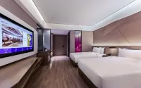Mercure XiNing HaiHu New District Hotel