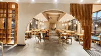 Muxin Hotspring Wellness Resort B&B Hotels in Lushi
