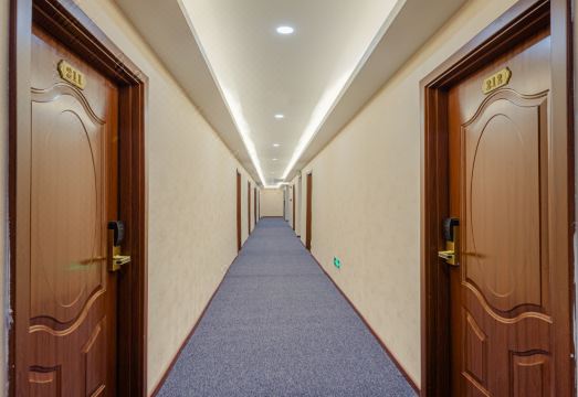 르후 호텔 외관