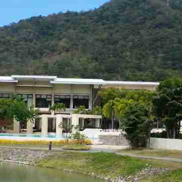 Pico de Loro Beach Resort Myna A 418 Hotel Exterior