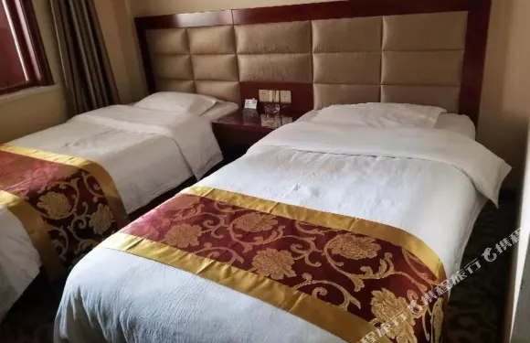 鄂託克前旗國鑫商務酒店