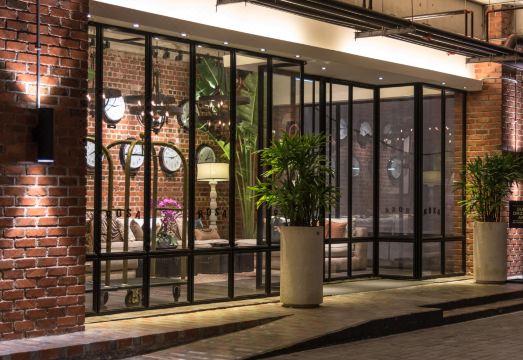 로사 말라카 로비