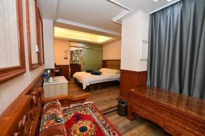 Shenglu Business Hotel