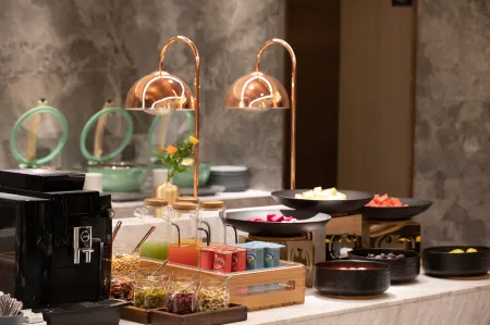 Atour Hotel Shanghai Wujiaochang Daxue Road Отели рядом с достопримечательностью «Fudan University Handan Road Stadium»