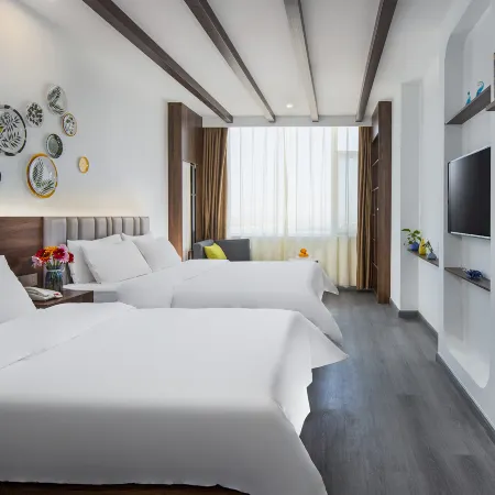 Eurotime Mediterranean Hotel (Rongcheng Chishan Scenic Spot Shidao Building Store)