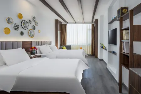 Eurotime Mediterranean Hotel (Rongcheng Chishan Scenic Spot Shidao Building Store)