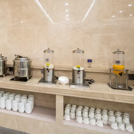 Yeste International Hotel (Guigang City Government Wanda Store)