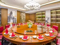 โรงแรมเอ็กเซลซิเออร์ (โรงพยาบาลประชาชนเทือกเขาต้าปี้ เซี่ยงเฉิง) โรงแรมในเซี่ยงเฉิง