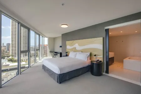 Hilton Surfers Paradise Residences Отели рядом с достопримечательностью «The Wax Museum»