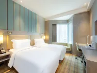 Holiday Inn Express HONG KONG MONGKOK by IHG Hôtels à proximité de : Métro (MTR) Olympic