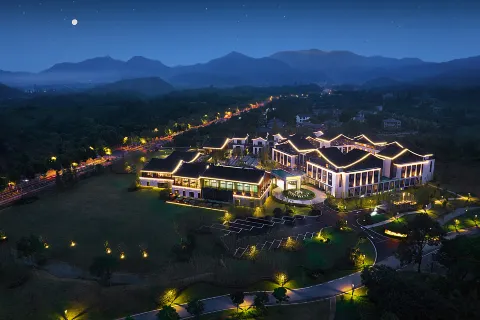 莫幹山雲谷德信開元名庭酒店