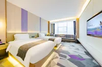 Lavande Hotel (Bazhong Rongbang Wanda Plaza Store) - غرفة مطلة على الجبل
