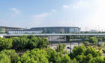 Shen Ho Hotel(Shanghai Hongqiao National Convention and Exhibition Center Store)