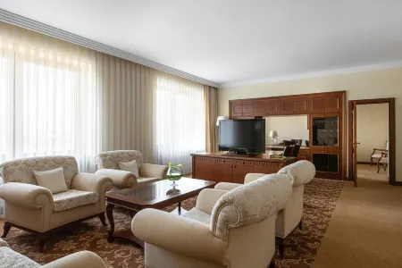 Президент-Отель