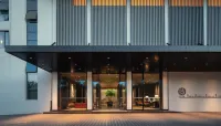Li River CIAO Hotel( Guilin Elephant Trunk Hill)