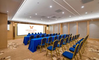 Suitetrails - Vienna Hotel (Jiangyin Fuqian Road Branch)
