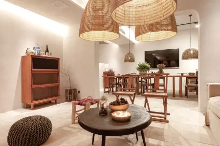 Shanghai  house 321 Отели рядом с достопримечательностью «Shanghai Puji Bridge»