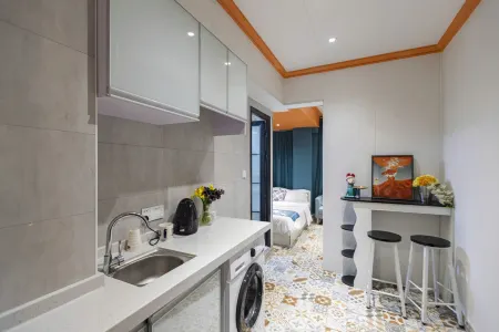 Guilaiju Boutique B&B (Futian Port Branch)