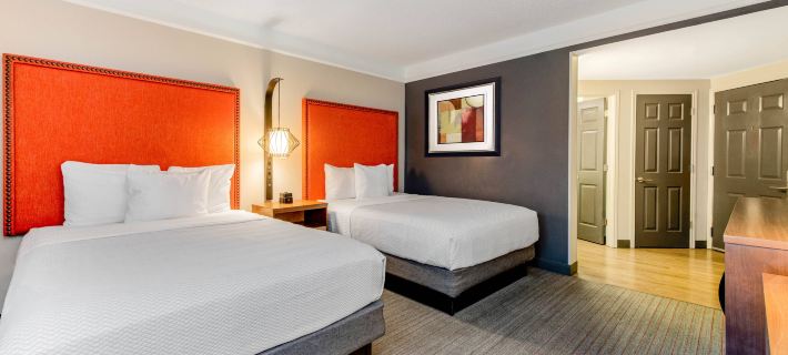 La Quinta Inn & Suites by Wyndham New Orleans Downtown Hotels in New Orleans