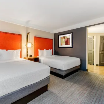 La Quinta Inn & Suites by Wyndham New Orleans Downtown