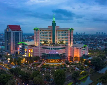 Hotel Ciputra Jakarta managed by Swiss-Belhotel International Hotel di Jakarta