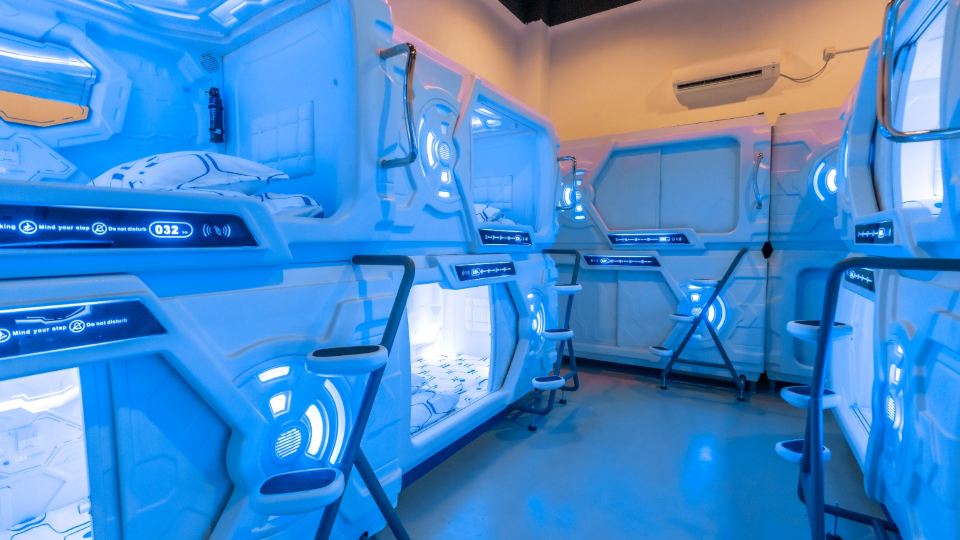 Hashtag.Capsule.Hostel
