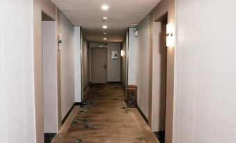 Xiaoyi Kangfa Hotel
