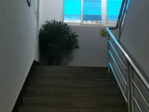 新港灣賓館（安慶師範大學龍山校區店）