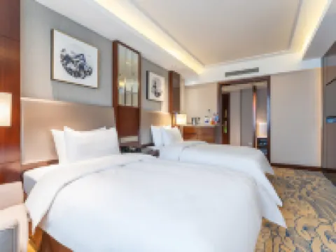 Micro Lake Hotel Hotels in Weishan