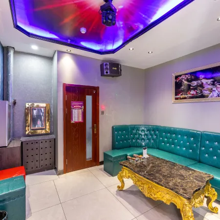 Meet Yue Hotel