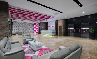 Favehotel Nagoya - Batam