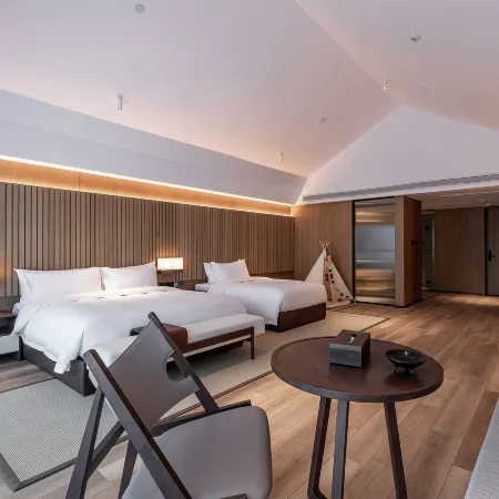 Central Landison Retreat QuZhou