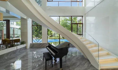 Flowing Strings  Homestay