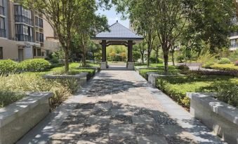 Modern Exquisite Hotel (Guilin Yanshan)