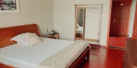 Yancheng Dongshan Hotel - Habitación Estándar De La Visión Del Lago