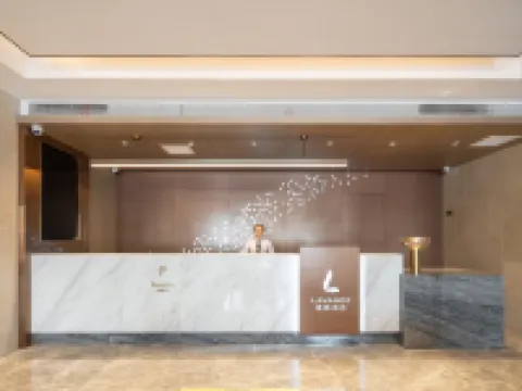 Lavande Hotel  Xuzhou Funing Tianhong Avenue Hotel di Suining