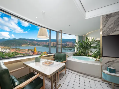 Xishuangbanna Shanguan Sky View Hotel (Gaozhuang Xishuangjing Xingguang Night Market)