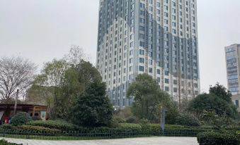 Interesting Apartment (Jinhua Wanda Plaza)