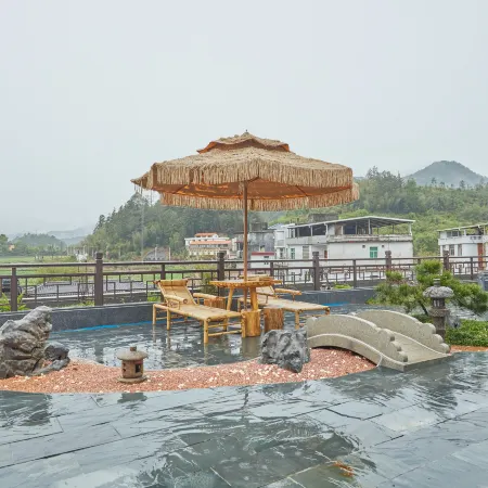 Longyan Jintang Hot Spring Hotel