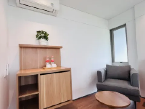 Bungalow Homes Hotels in Cidadap