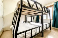 42 Du E-sports Homestay