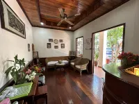 Ammata Boutique Villa Hotels near Manivanh College