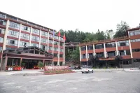 FenShui Dividing Resort Hotels near Jade Dragon Cave